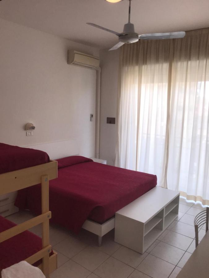 Rivamare Only Breakfast Hotel 3*